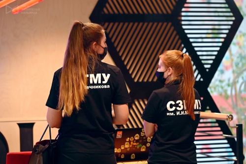 СЗГМУ имени Мечникова порадовал двумя командами