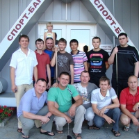 Девятка собирает друзей