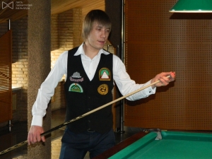 Александр Сидоров - лидер турнира