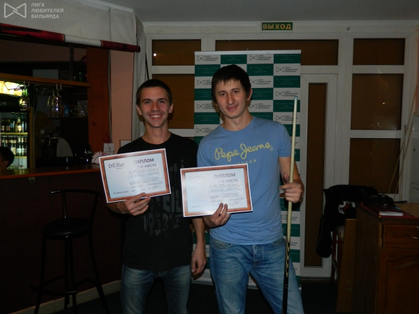 Руслан и Данат сыграли на троечку