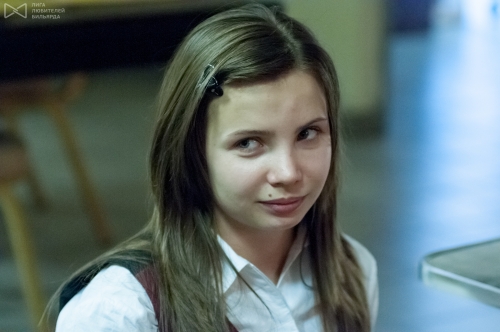 «Фирменный» обескураживающий взгляд Арины