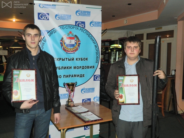 Ульяновские лидеры: МС С.Курманаев и КМС В.Оленин