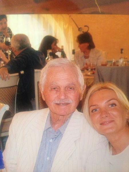 Дядя Миша с внучкой Софией