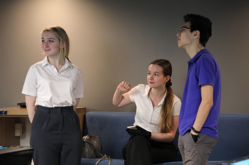 В ожидании своей игры приятно пообщаться с другими спортсменами