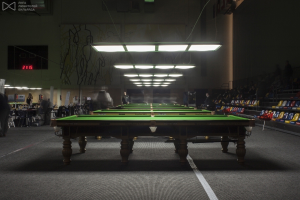 Столы на арене DOC