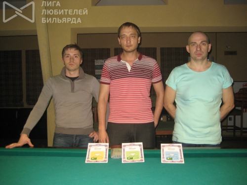 Дмитрий Русаков набирает свое