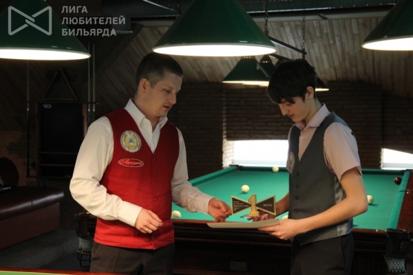 Антон — спортсмен в коммерческой игре