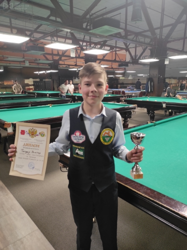 Победитель турнира Виктор Тендер