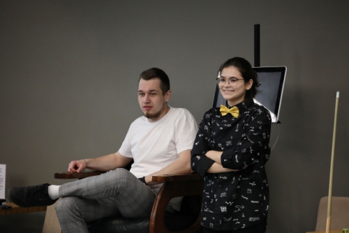 Редактор шутки шутит, смейтесь, пожалуйста