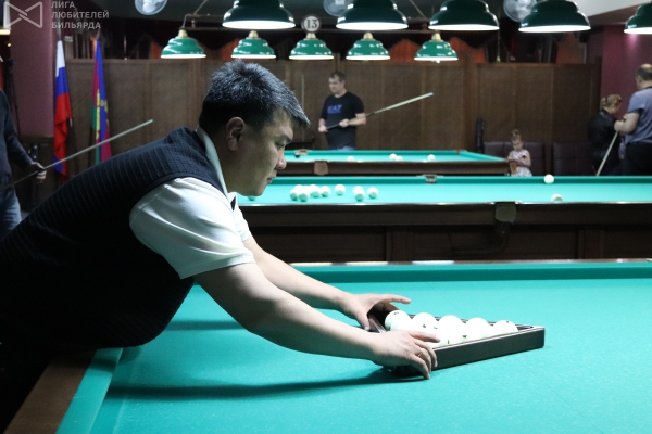 Владимир Имкинов пока сдерживает обещание