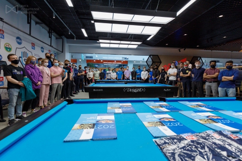 Все участники регионального финала на торжественном построении