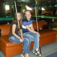 Красотки Юля и Люда