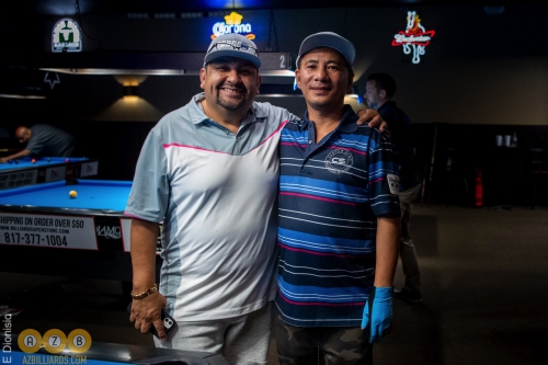 Деннис Оркульо с одним из организаторов (фото — Erwin Dionisio)