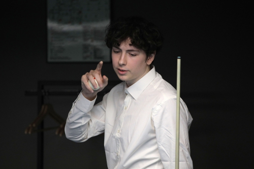 Иван Гнатюк, отобрал у Алексея биток и не хочет возвращать