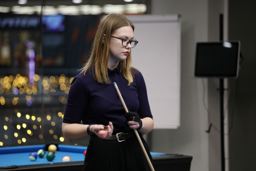 Елизавета Варфоломеева облюбовала 4 стол