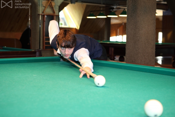 Антон уже уверенно себя чувствует в игре с признанными мастерами