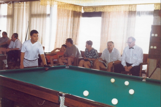 billiard15.jpg