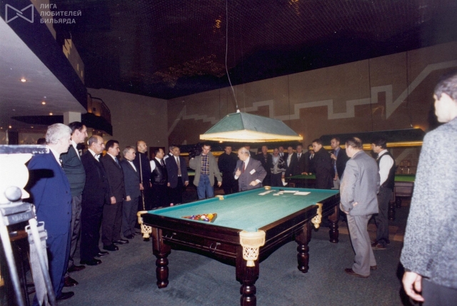 billiard24.jpg