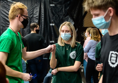 Главный мотиватор и лидер команды ЛТУ по духу Алина Маськова