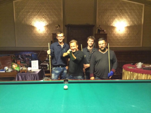 Кием Дмитрий орудует не хуже, чем шпагой в своем самом знаменитом фильме