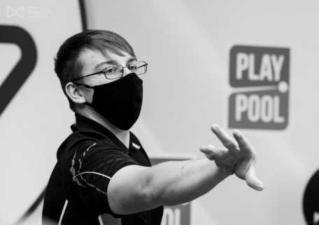 Константин Шушунов очень рассчитывал на победу, но не смог справиться со своим главным соперником